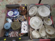TRAY OF COLLECTABLES TO INCLUDE AYNSLEY. LIMOGES , ETC WITH A TRAY OF ROYAL DOULTON PART DINNER SET