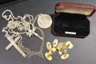 TWO HALLMARKED SILVER CROSS PENDANTS TOGETHER WITH A POPE PAUL NECKLACE AND A SELECTION OF VINTAGE