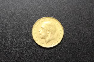 A GEORGE V FULL SOVEREIGN DATED 1918