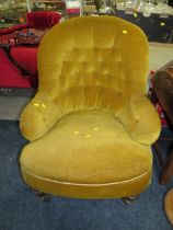 AN EDWARDIAN UPHOLSTERED TUB STYLE CHAIR