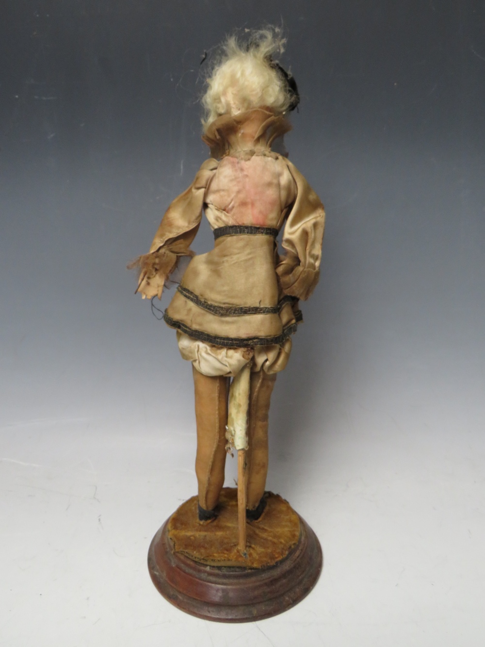 A COLLECTION OF FOUR ANTIQUE COLLECTORS DOLLS, to include a wax faced example, tallest H 34 cm (4) - Image 9 of 9