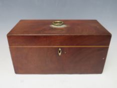 A 19TH CENTURY MAHOGANY TEA CADDY, with two compartments and area for mixing bowl, H 15 cm, L 30 cm,