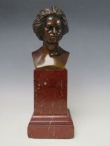 A 19TH CENTURY BRONZE STUDY OF LUDWIG VAN BEETHOVEN ON A MARBLE BASE, overall H 29 cm