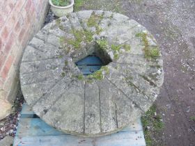 A LARGE ANTIQUE SANDSTONE MILL STONE , Dia. 124 cm (Note: Heavy)