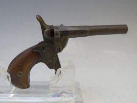 A 20TH CENTURY SMALL STARTING PISTOL, L 11 cm