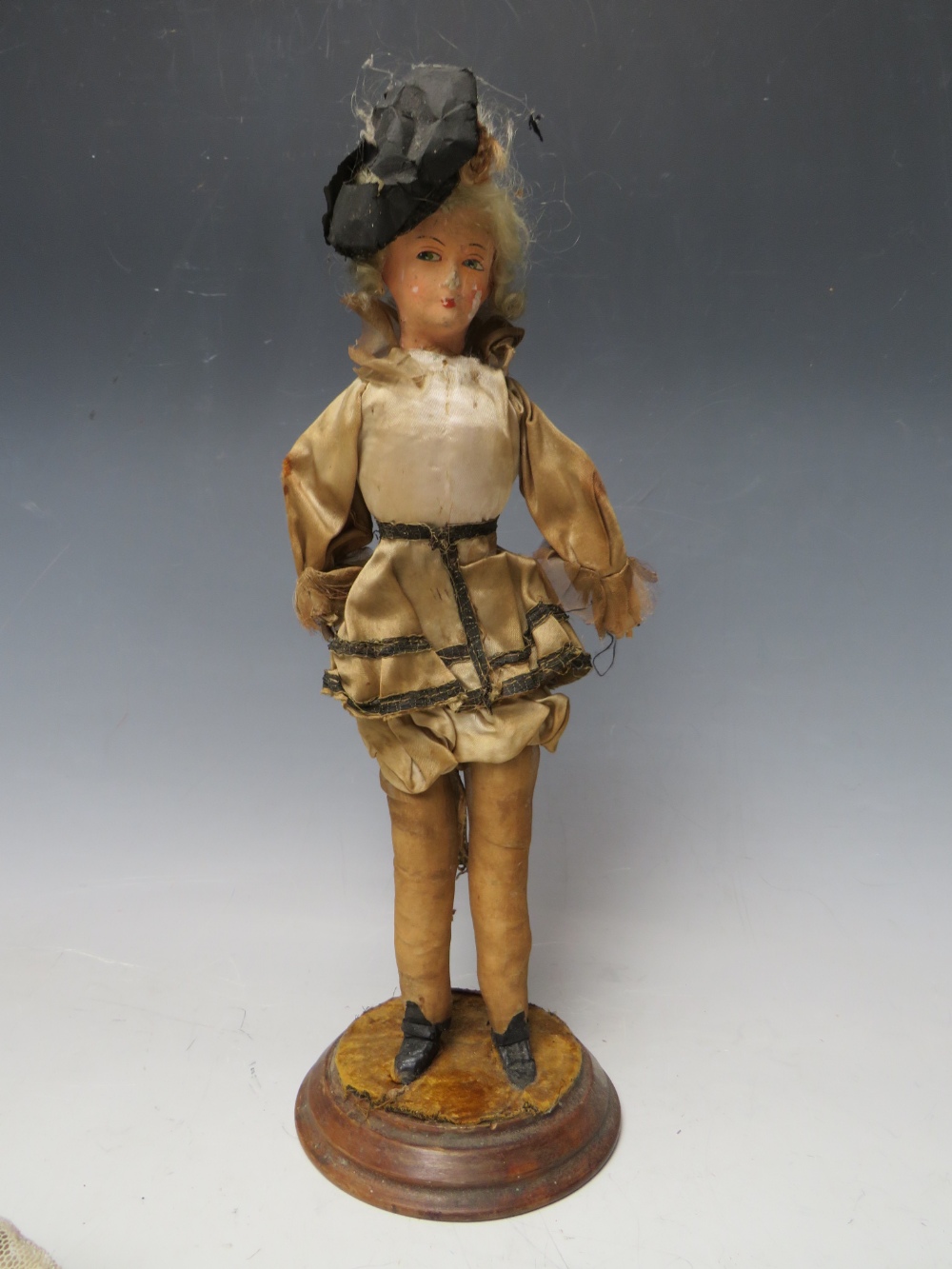 A COLLECTION OF FOUR ANTIQUE COLLECTORS DOLLS, to include a wax faced example, tallest H 34 cm (4) - Image 7 of 9