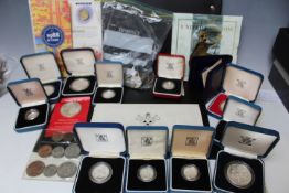 A GROUP OF COLLECTORS COINS, to include various Royal Mint silver proof crowns and £1 coins, a