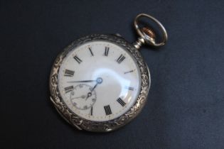 A CONTINENTAL HALLMARKED SILVER OPEN FACED MANUAL WIND POCKET WATCH, Dia 5 cm