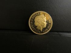 QUEEN ELIZABETH II 2010 GOLD 2 POUNDS (DOUBLE SOVEREIGN)