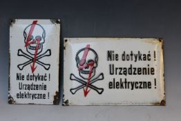 TWO EARLY 20TH CENTURY CONTINENTAL ENAMELLED METAL SIGNS, 'Danger of Death by Electricity', 25 x