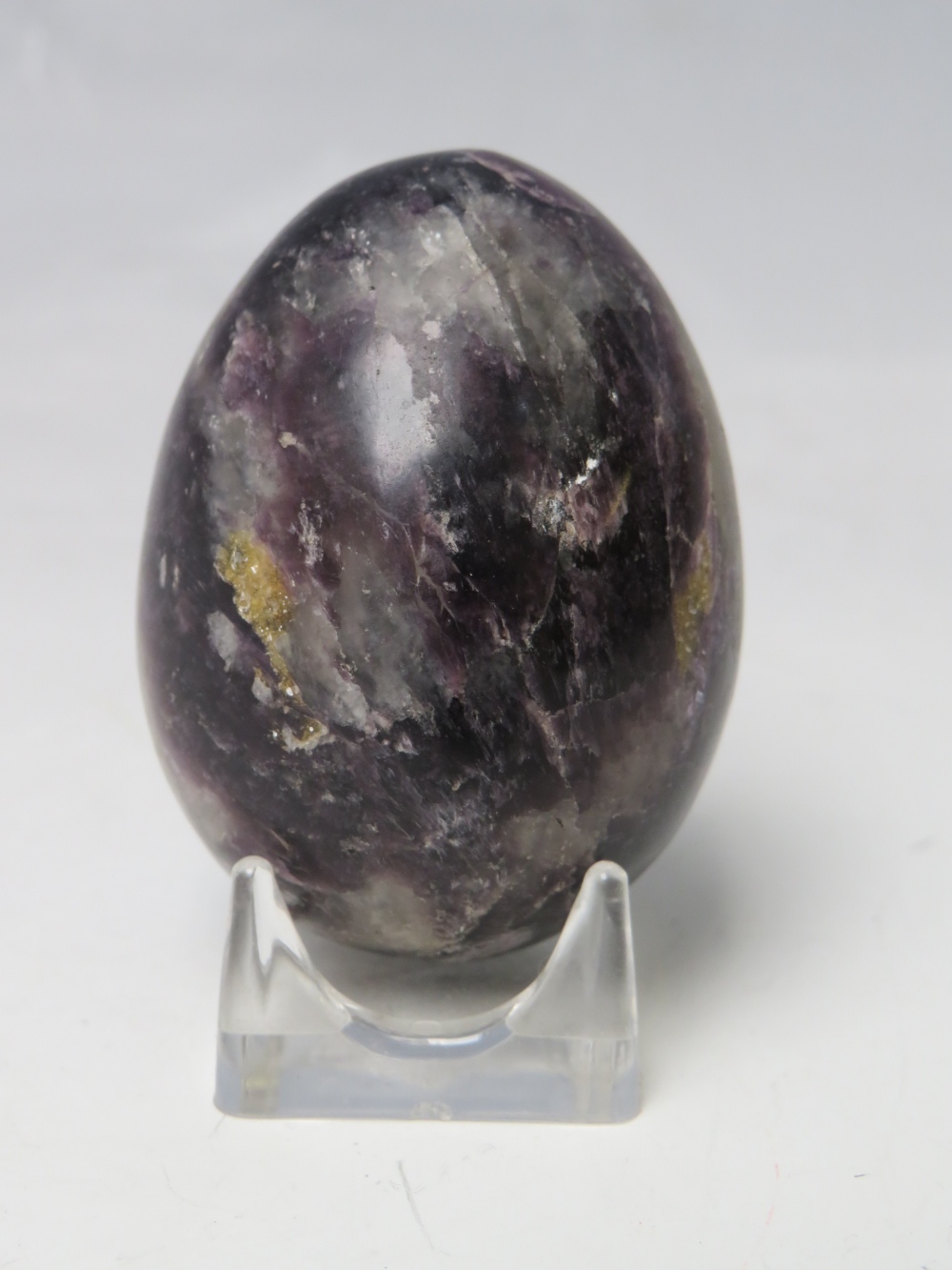 A VINTAGE BLUE JOHN EGG, L 5 cm