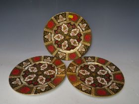 THREE ABBEYDALE CHRYSANTHEMUM PLATES, Dia. 27.5 cm