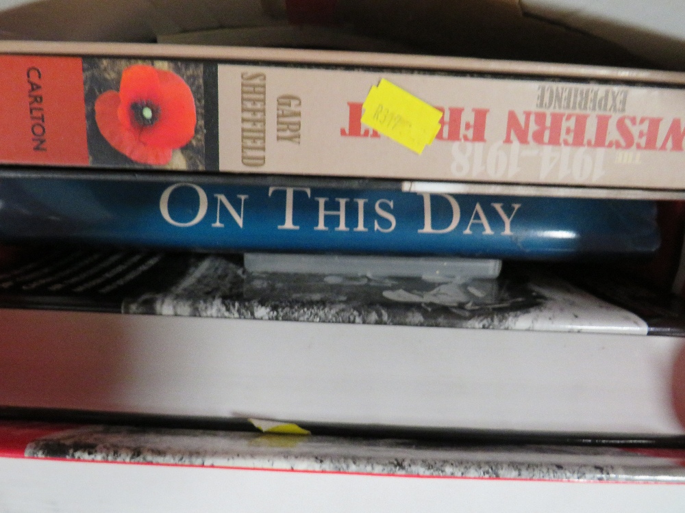 LARGE QUANTITY OF ASSORTED BOOKS OVER SEVEN TRAYS TO INCLUDE MANY MILITARY EXAMPLES - Image 4 of 5