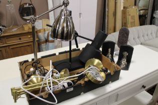 A TRAY CONTAINING MODERN LAMPS, BOOK ENDS ETC