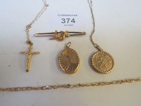 A QUANTITY OF 9CT GOLD & YELLOW METAL JEWELLERY, MOSTLY A/F, TO INCLUDE A LOCKET, CRUCIFIX ETC,
