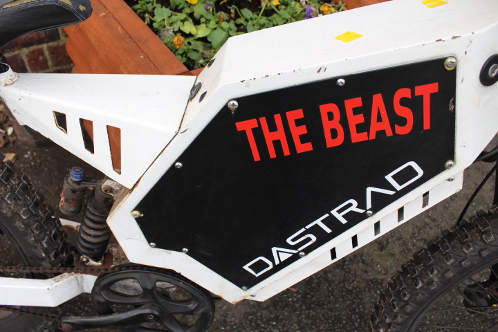 A DASTRAD THE BEAST ELECTRIC MOTOR BIKE - WORKING AT TIME OF CONSIGNMENT - Image 3 of 6