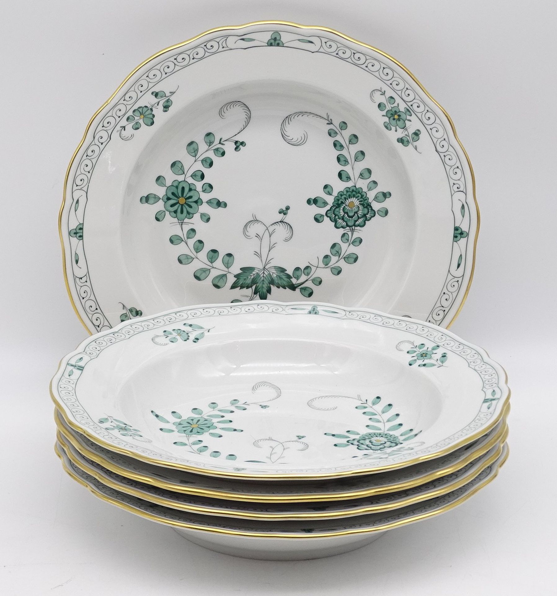 5x tiefe Teller "Meissen", Indisch grün, D. 23cm, 2x ein Schleifstrich, 3x zwei Schleifstriche