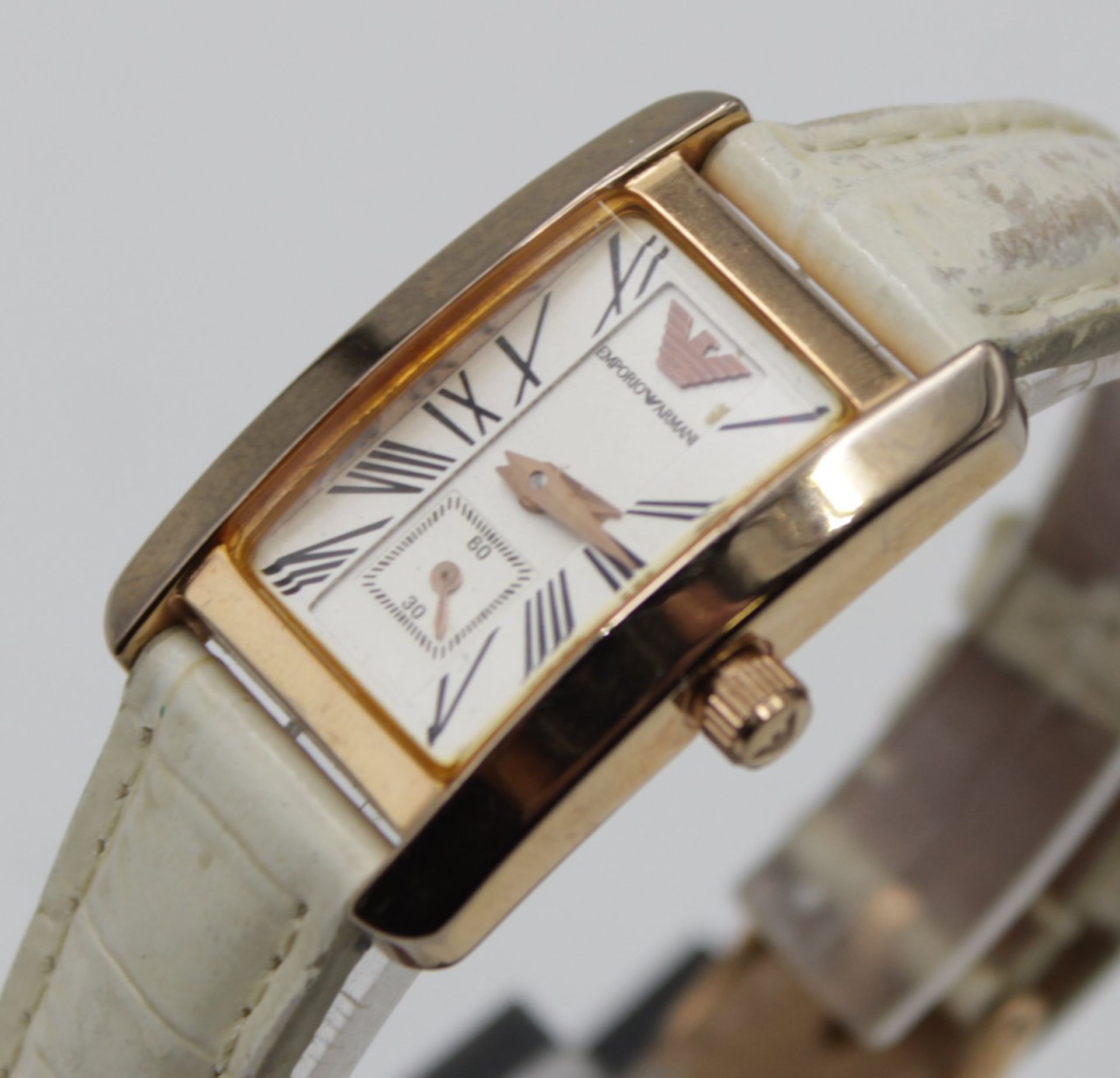 Damen-Armbanduhr, Emporio Armani, Quarz, Armband mit Tragespuren, anbei orig. Etui, ca. 2 x 3cm. - Bild 5 aus 6