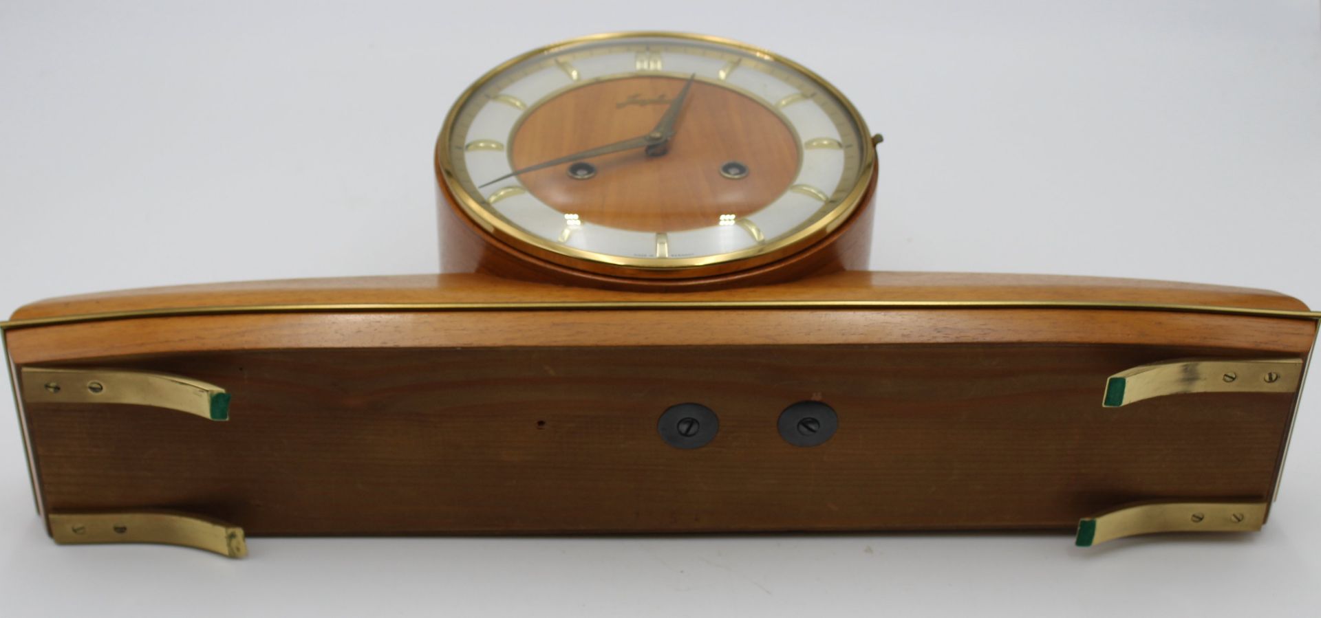 Buffet-Uhr, Junghans, 50er Jahre, Wer läuft, helles Holzgehäuse, H-22,5cm B-50cm T-11,5cm. - Bild 8 aus 8