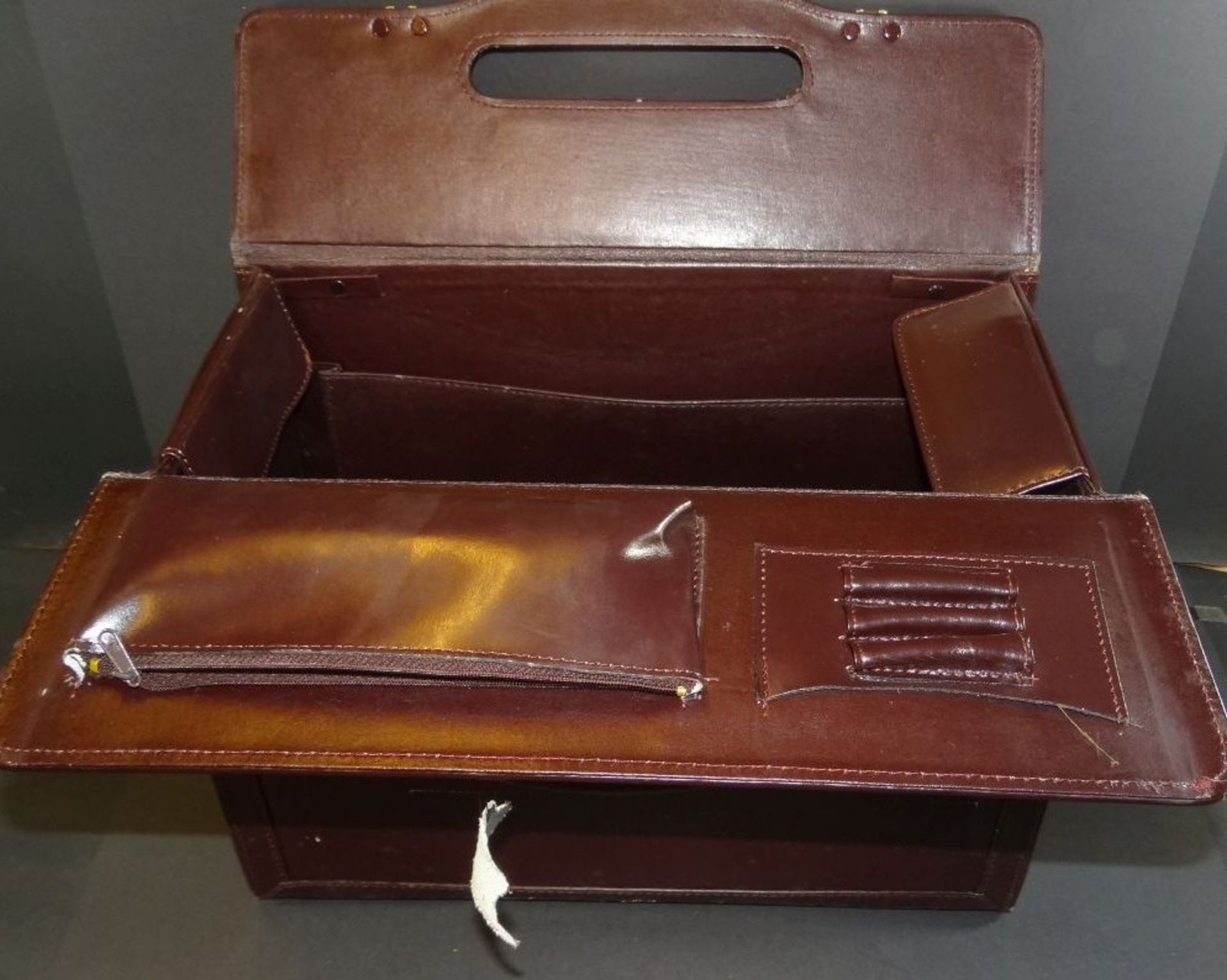 Akten? Koffer, echt Leder, mit Nummernschloss, 35x45 cm, T-21 cm