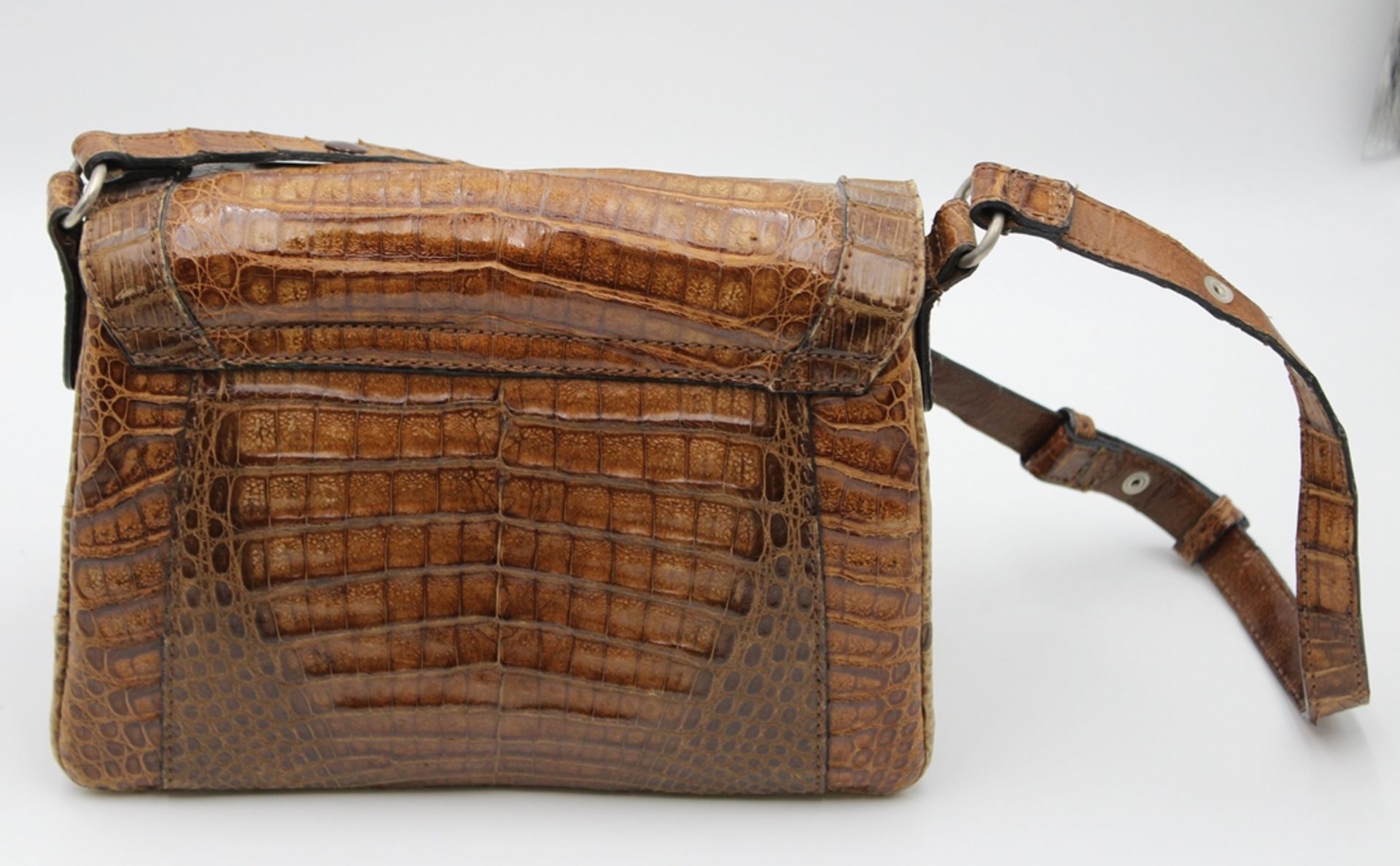 Damenhandtasche, Krokoleder, älter, Tragespuren, 20 x 26cm. - Bild 4 aus 6