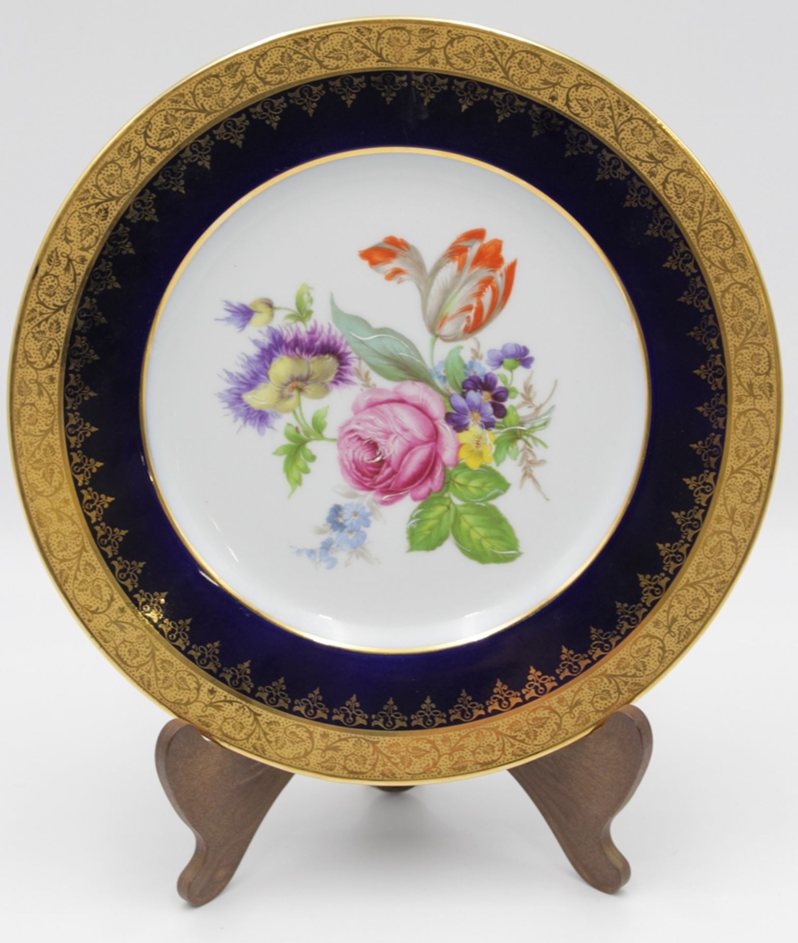 Zierteller, Limoges, florale Bemalung, Gold und Kobaltdekor, D-24,6cm.