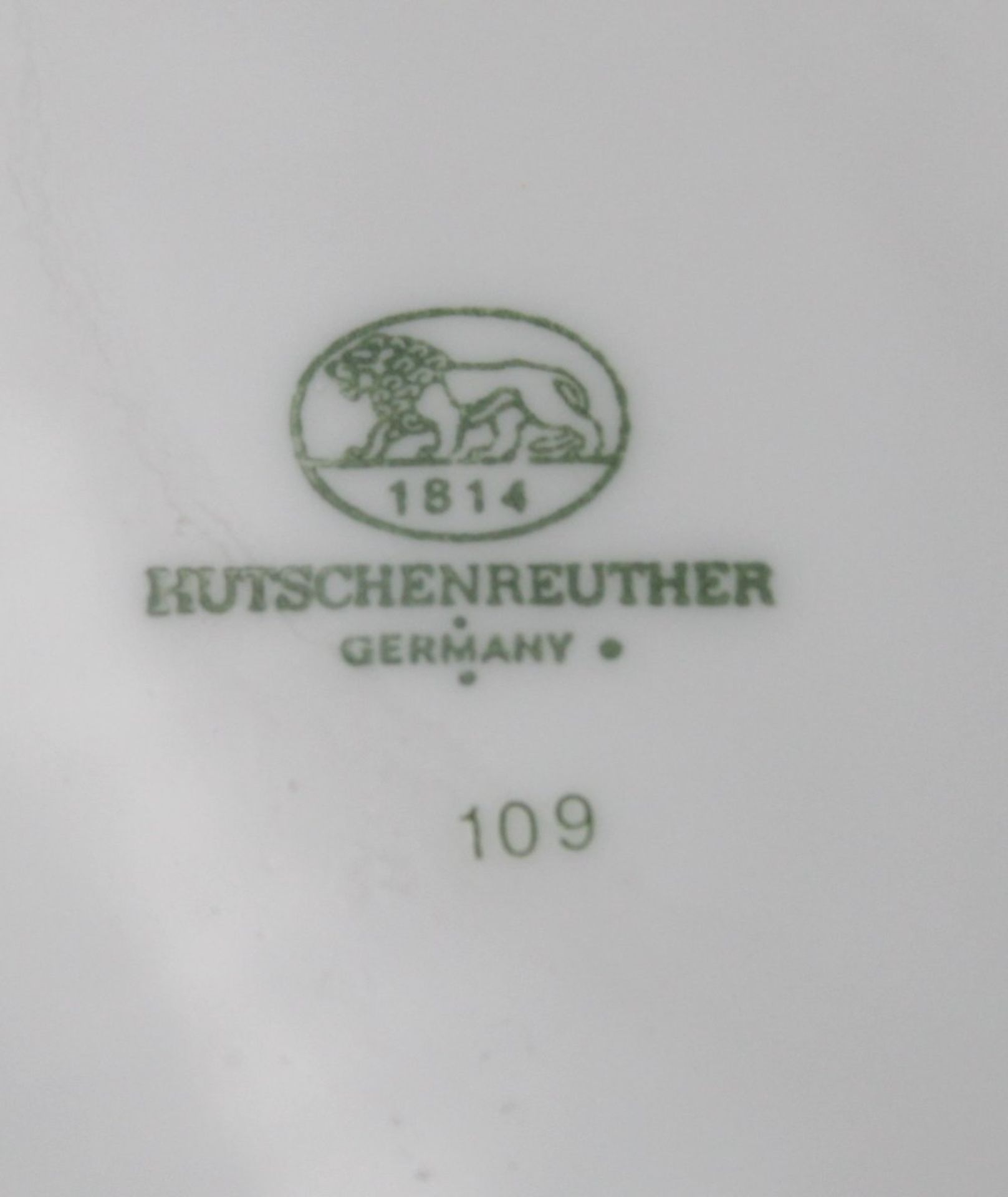 24 Speiseservice-Teile, Hutschenreuther, Weinlaub, 4x Supptentassen, 5x U.T., Sauciere, 2 Schalen,  - Bild 5 aus 5