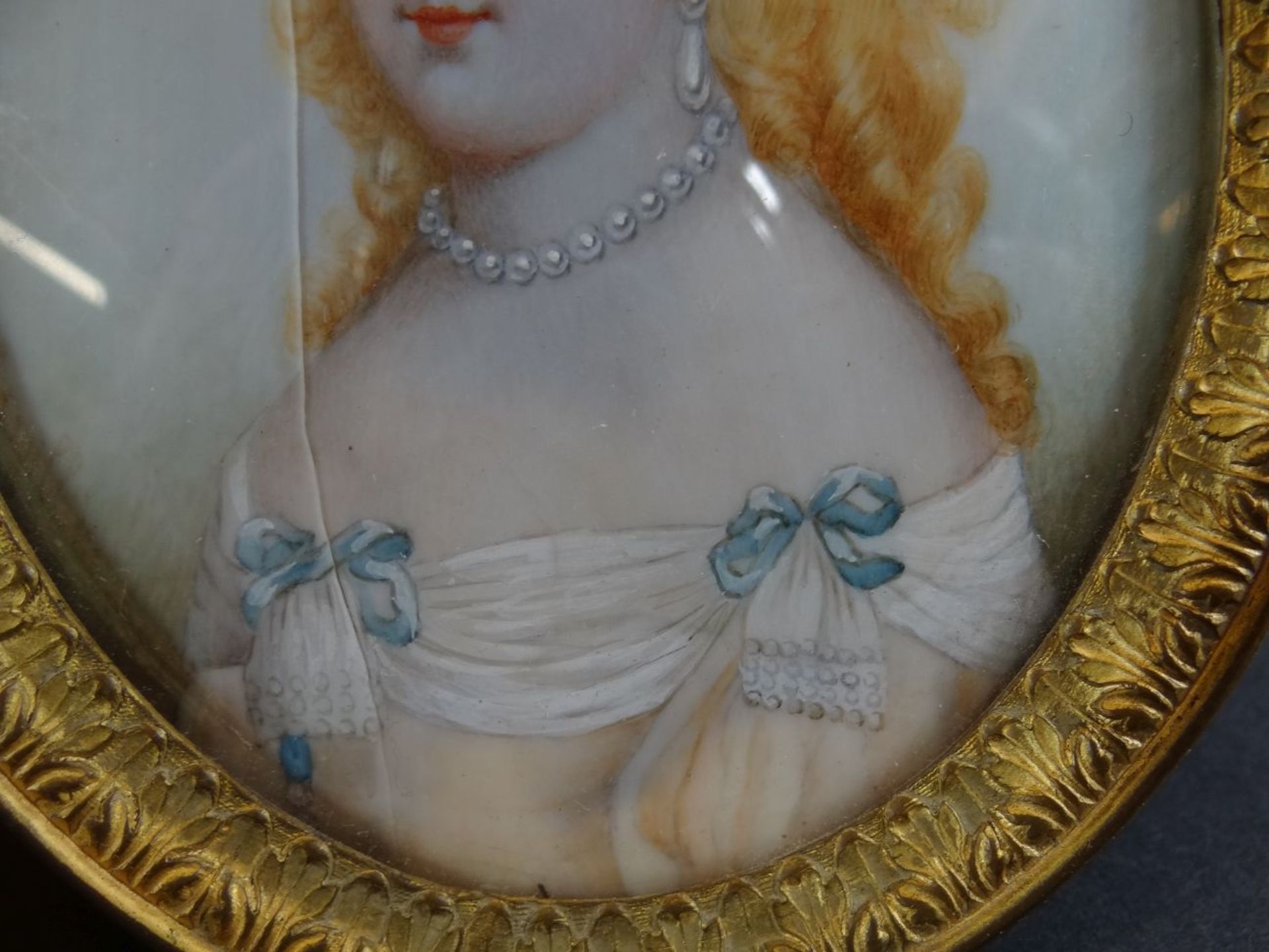 Nicolas DE LARGILLIERE (1656-1746), Mädchen-Miniaturportrait, Beinplatte gerissen, Messingrahmen, R - Bild 3 aus 5