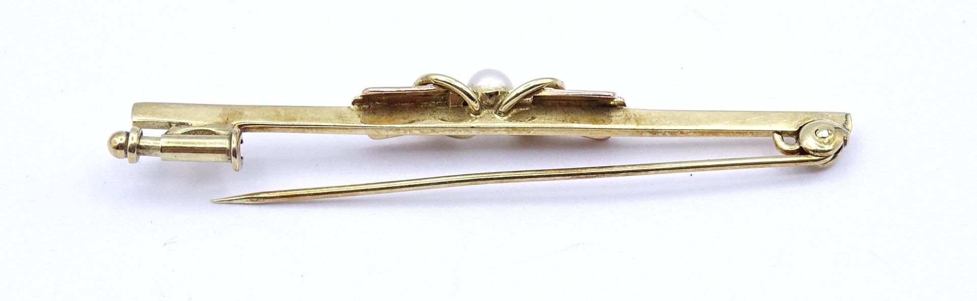 Stabbrosche mit Perle, Gold 0.585, L. 5,2cm, 2,9g. - Image 4 of 4
