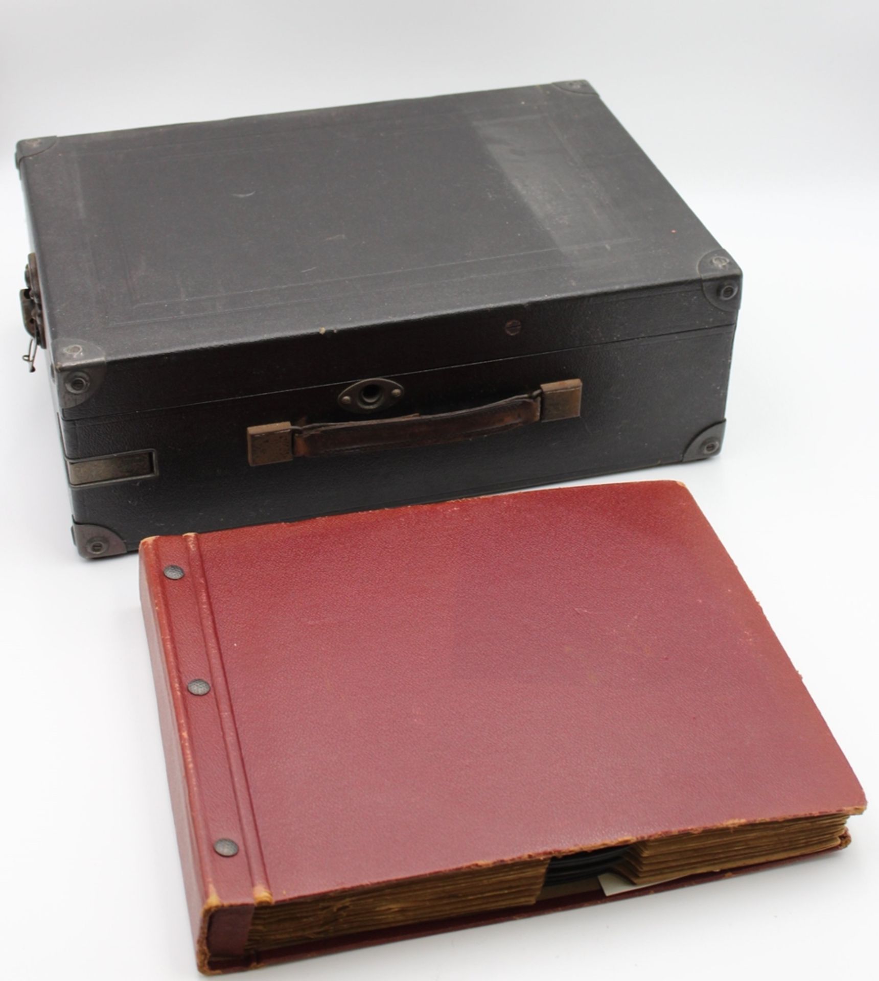 Koffer-Grammophon "Electrola" mit einem Album Schellackplatten, funktionstüchtig - Image 2 of 8