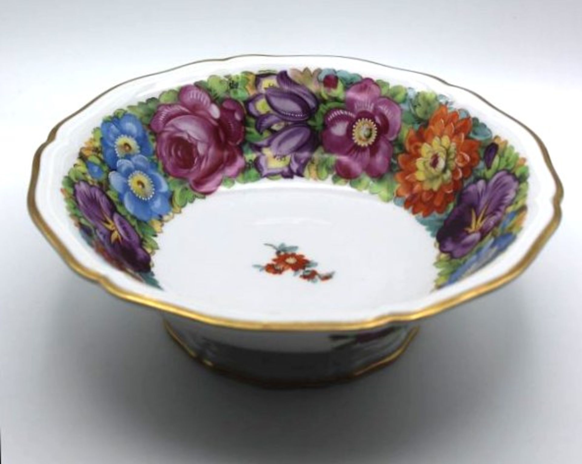 Fussschale, Rosenthal Chippendale, florale Bemalung, 20/30er Jahre, H-7,5cm D-23cm.