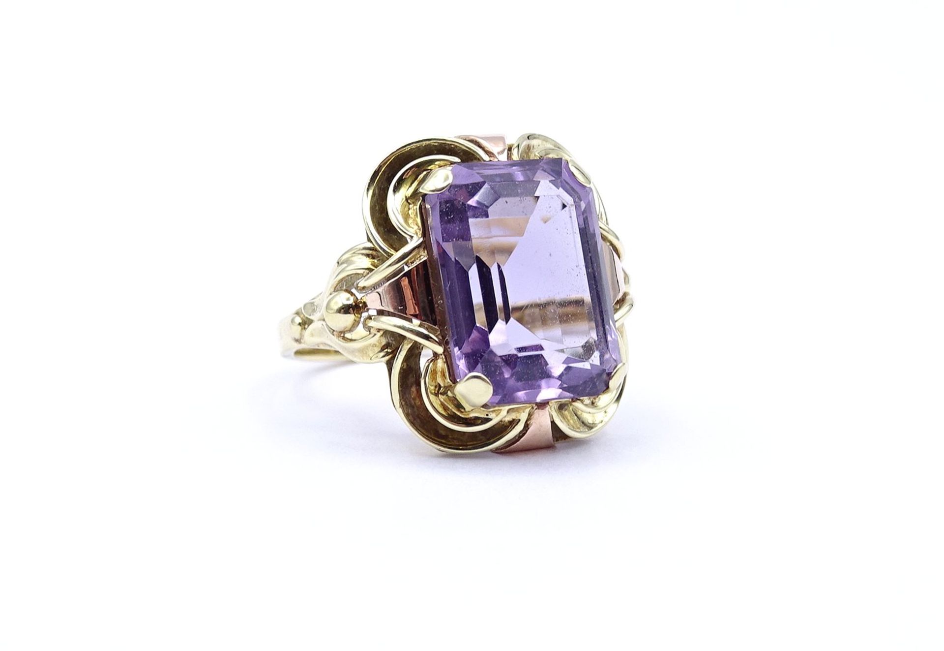 Goldring mit Amethyst, GG 0.585, 6,0g., RG 53