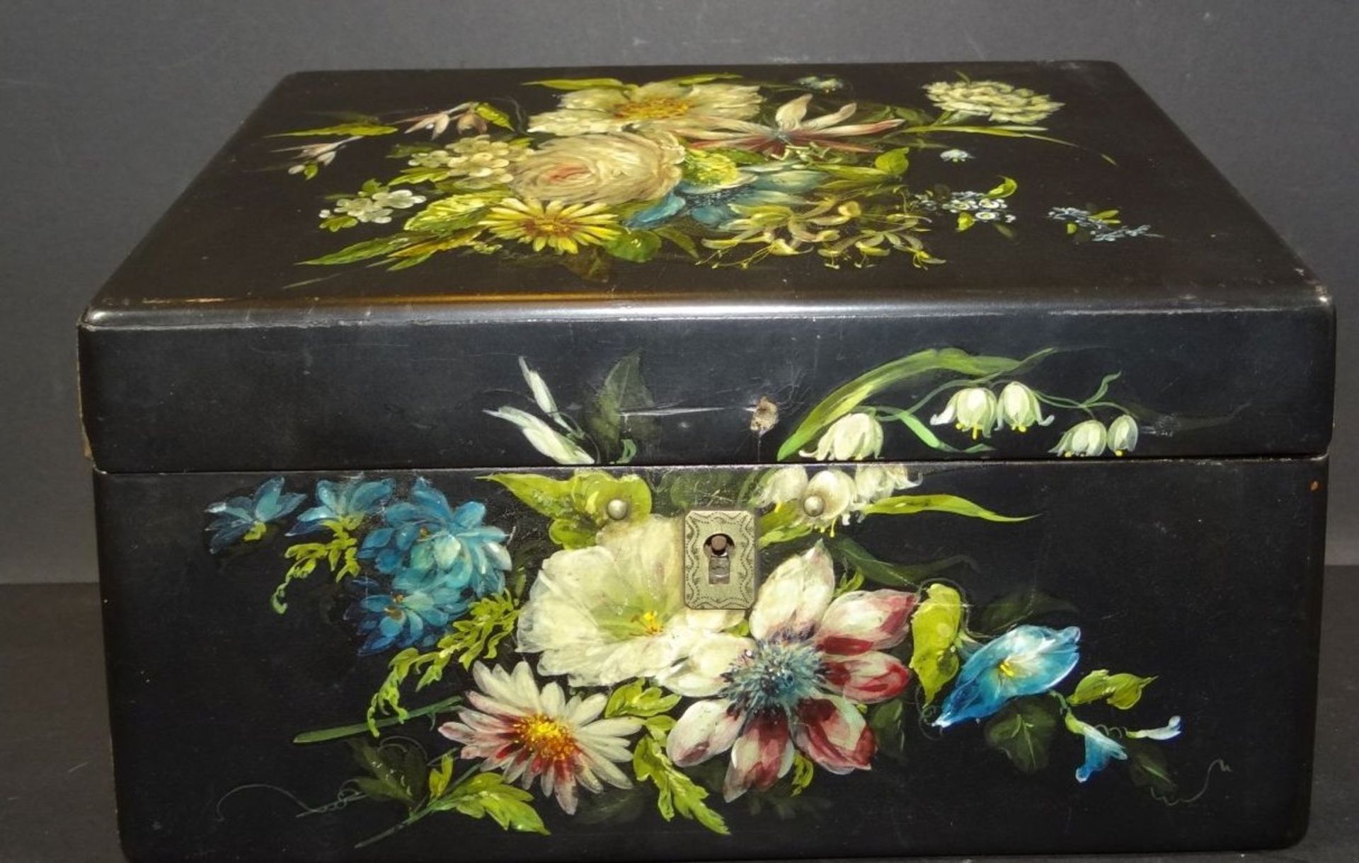 Antike handgemalte Jennens & Bettridge-Schmuck-Box c.1850, abgeschrägter Deckel, gut erhalten, Scha - Bild 2 aus 7