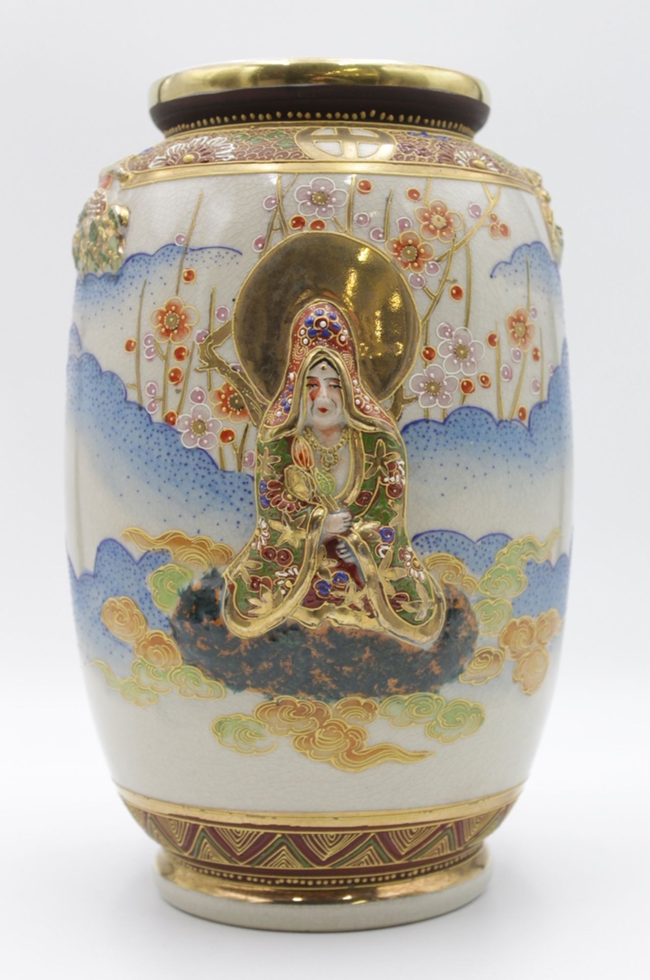 Satsuma-Vase, Japan, wohl um 1900, 2 Zeichenmarke, ca. H-31cm.