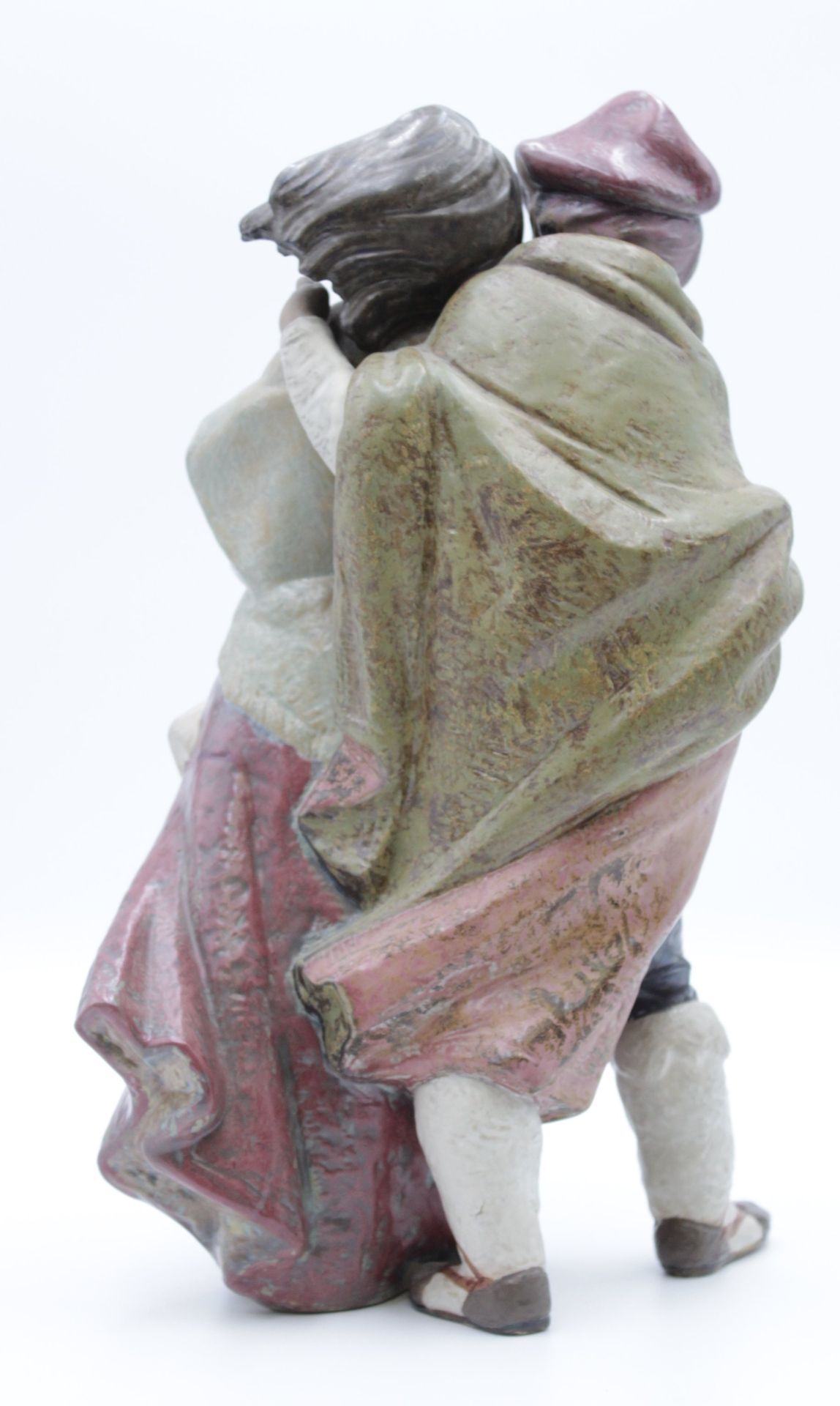 gr. Figurengruppe, Lladro Spain, Modellnr. 1279, Gegen den Wind, Juan Huerta, H-37cm. - Bild 3 aus 5