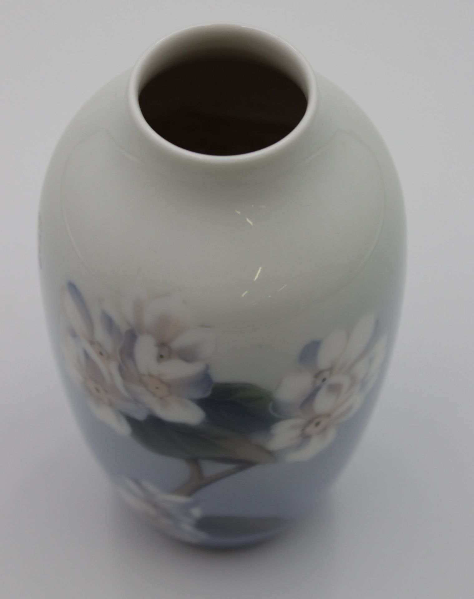 kl. Vase, Royal Copenhagen,  florales Dekor, H-14cm. - Bild 3 aus 4