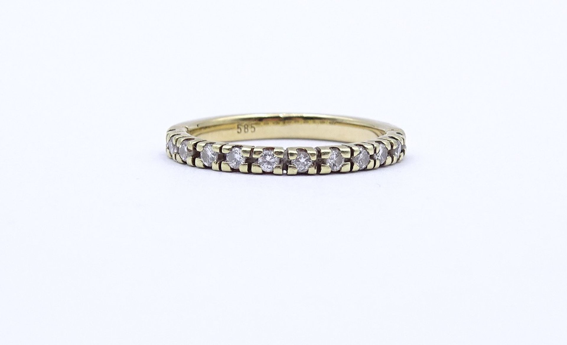 Ring mit Brillanten, GG 585/000, Brillanten zus.ca. 0,24ct., 3,1g., RG 56