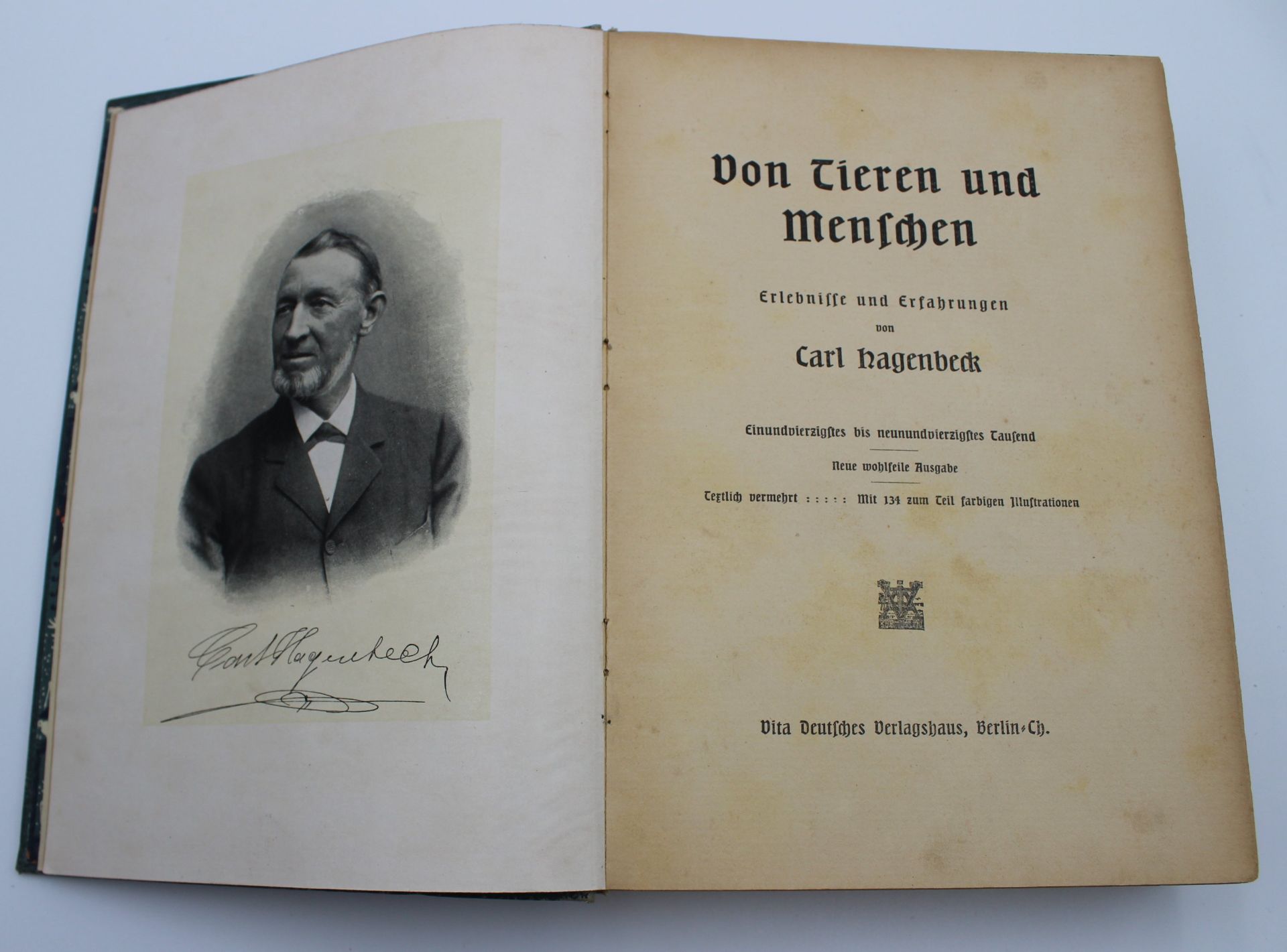 Carl Hagenbeck, Von Tieren und Menschen, 1909, Altersspuren - Bild 3 aus 7