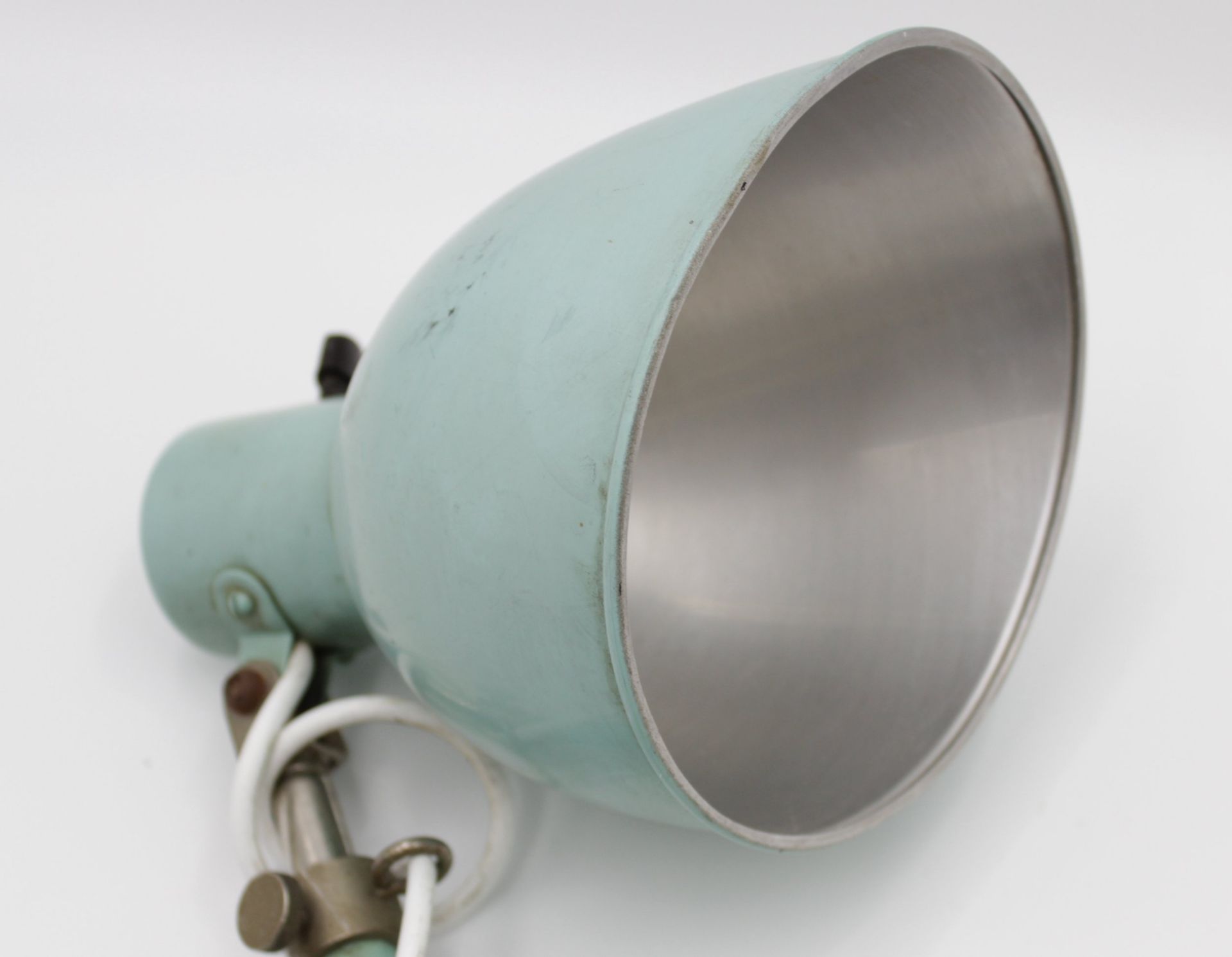 Industrielampe, H. BUSQUET für HALA, 50/60er Jahre, guter Zustand, ca. L-56,5cm - Bild 3 aus 5