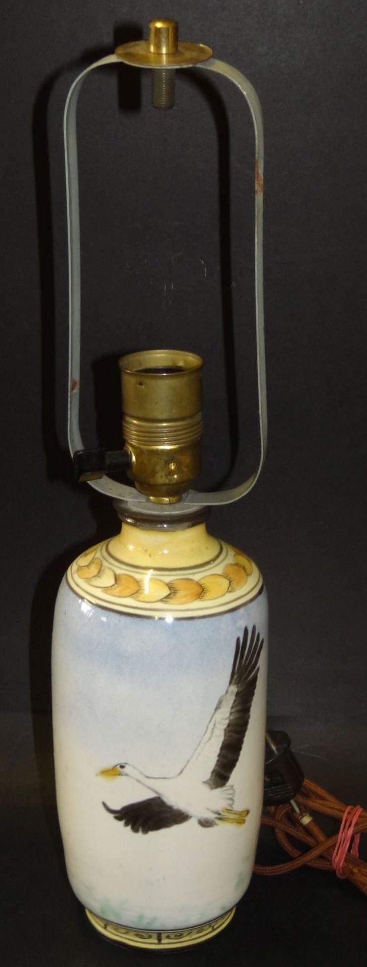 Lampenfuss, bemalt mit Flugenten, unged. Marke, H-Vase 25 cm, über alles 45 cm, - Bild 2 aus 5