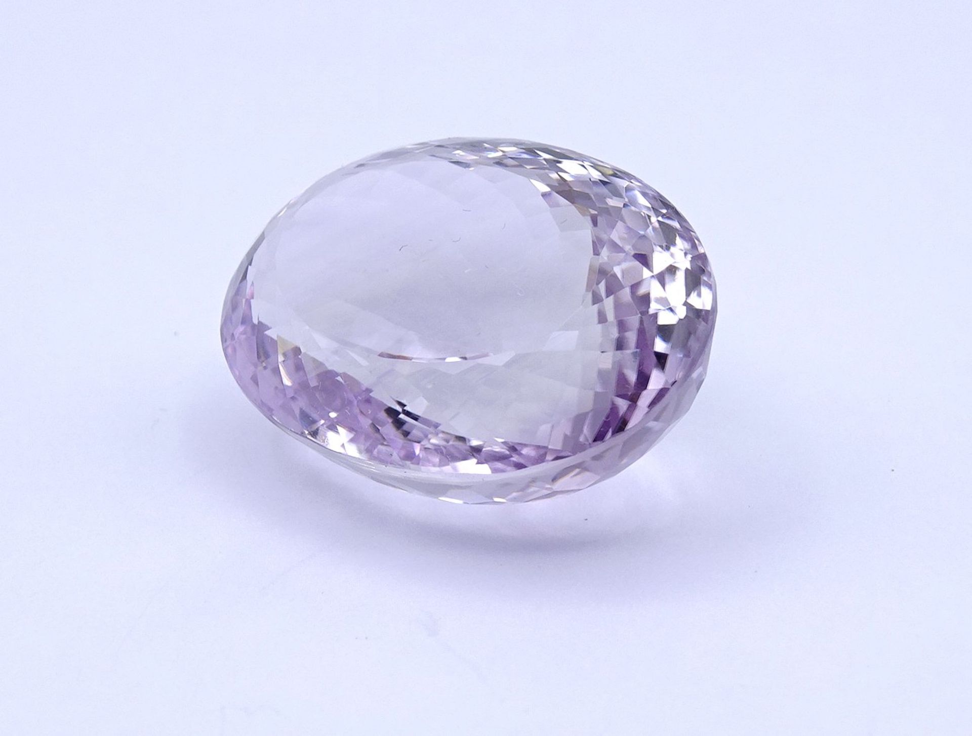 Rose de France Amethyst, 34,1x24,6x17,1mm, 91,85ct. - Image 3 of 4