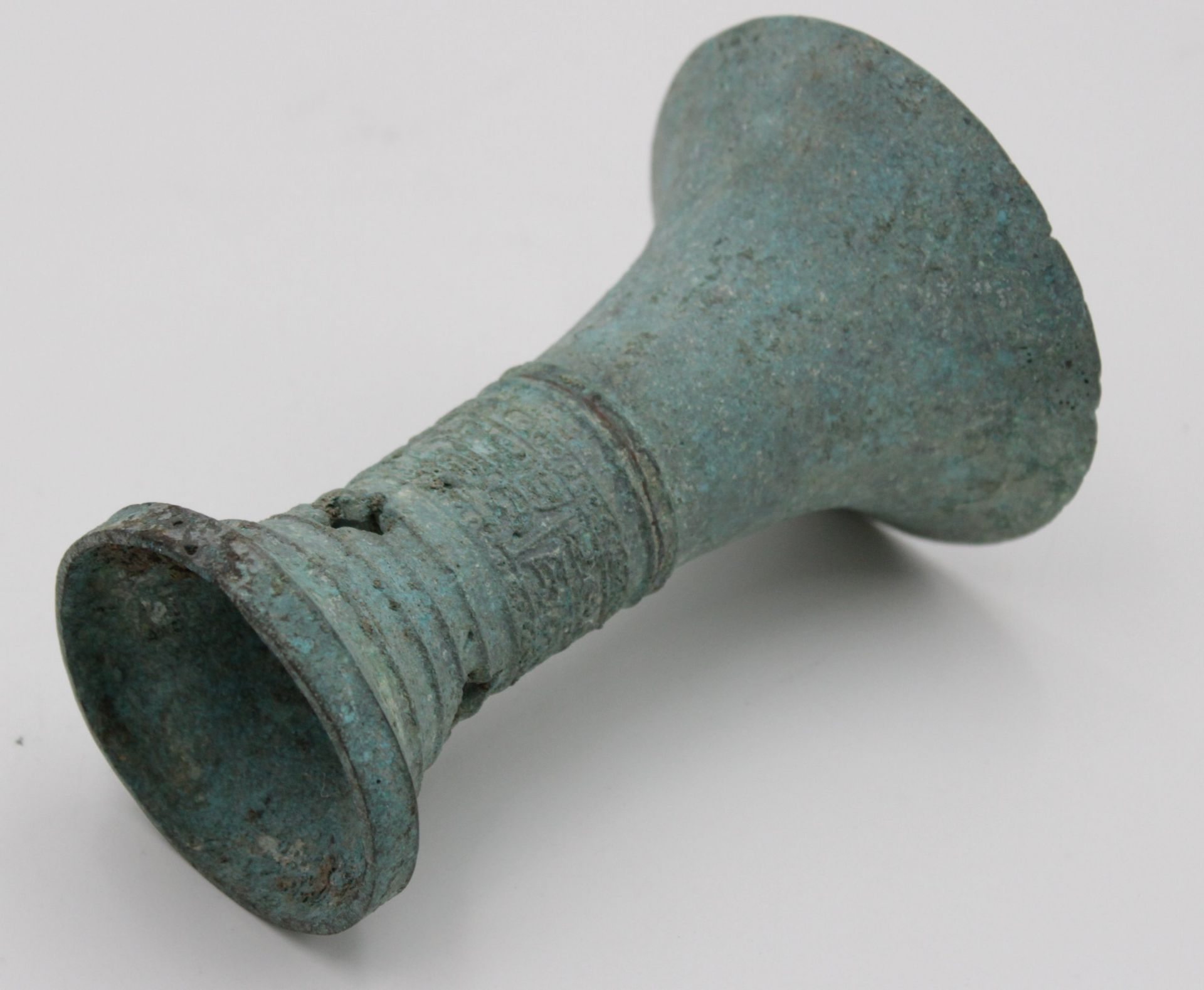 antike Vase, Bronze, Bodenfund, wohl China, Alter & Herkunft ?, H-14,8cm - Image 3 of 4
