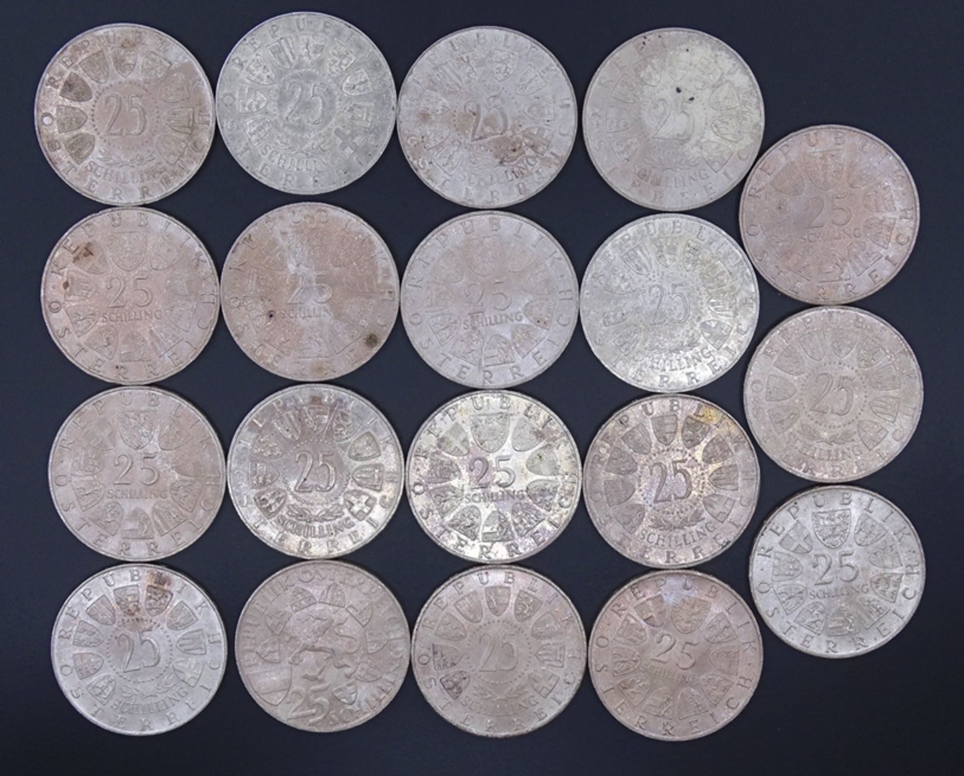 19x 25 Schilling Münzen, zus. 246g.