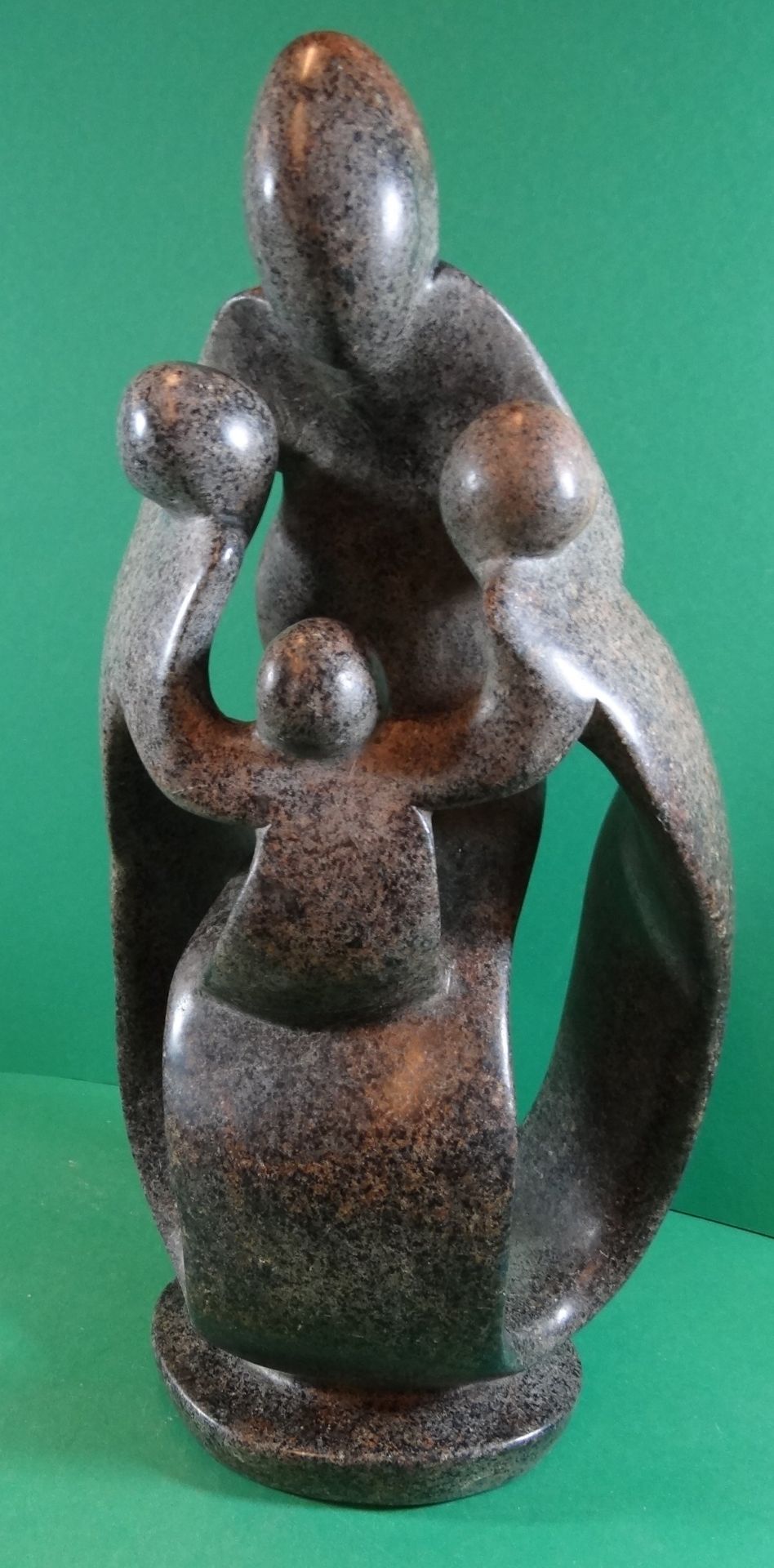 Figurengruppe aus Serpentin, keine Signatur ?, H-43 cm, B-20 cm, 7,1 kg