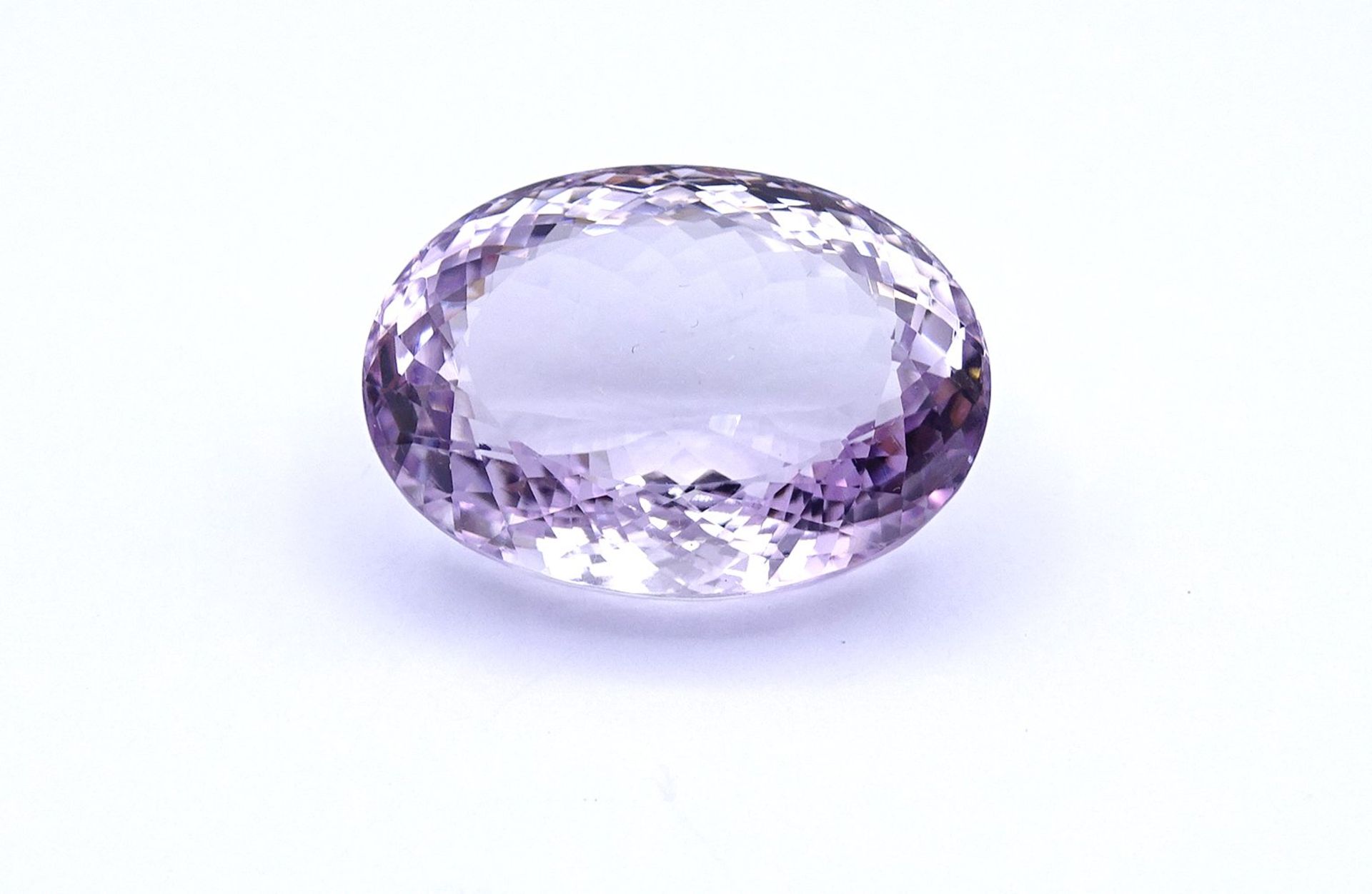 Rose de France Amethyst, 34,1x24,6x17,1mm, 91,85ct.