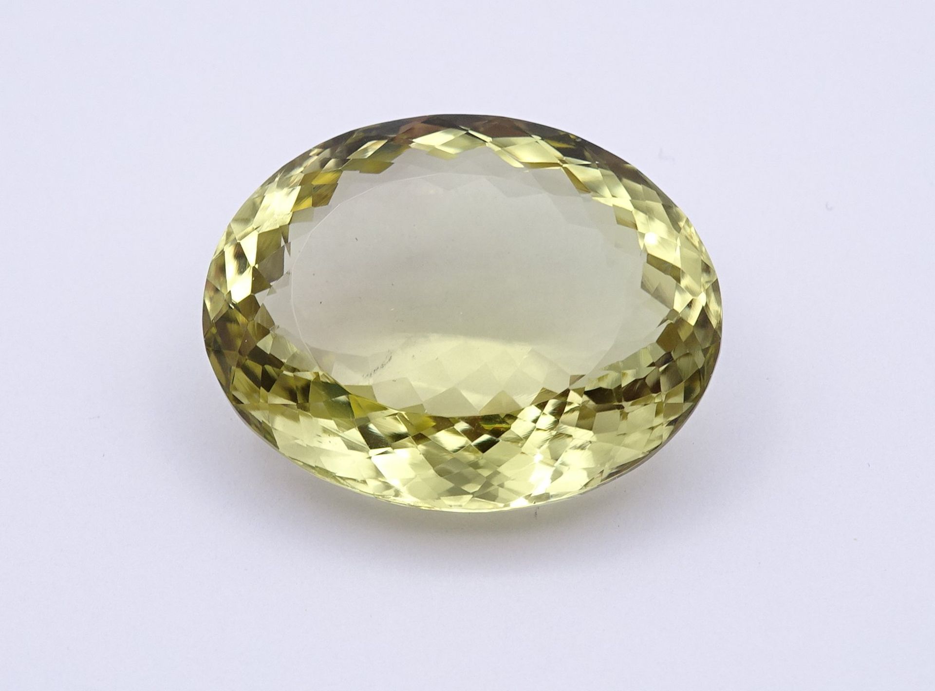 Lemon Citrin 94,65ct., oval facc.