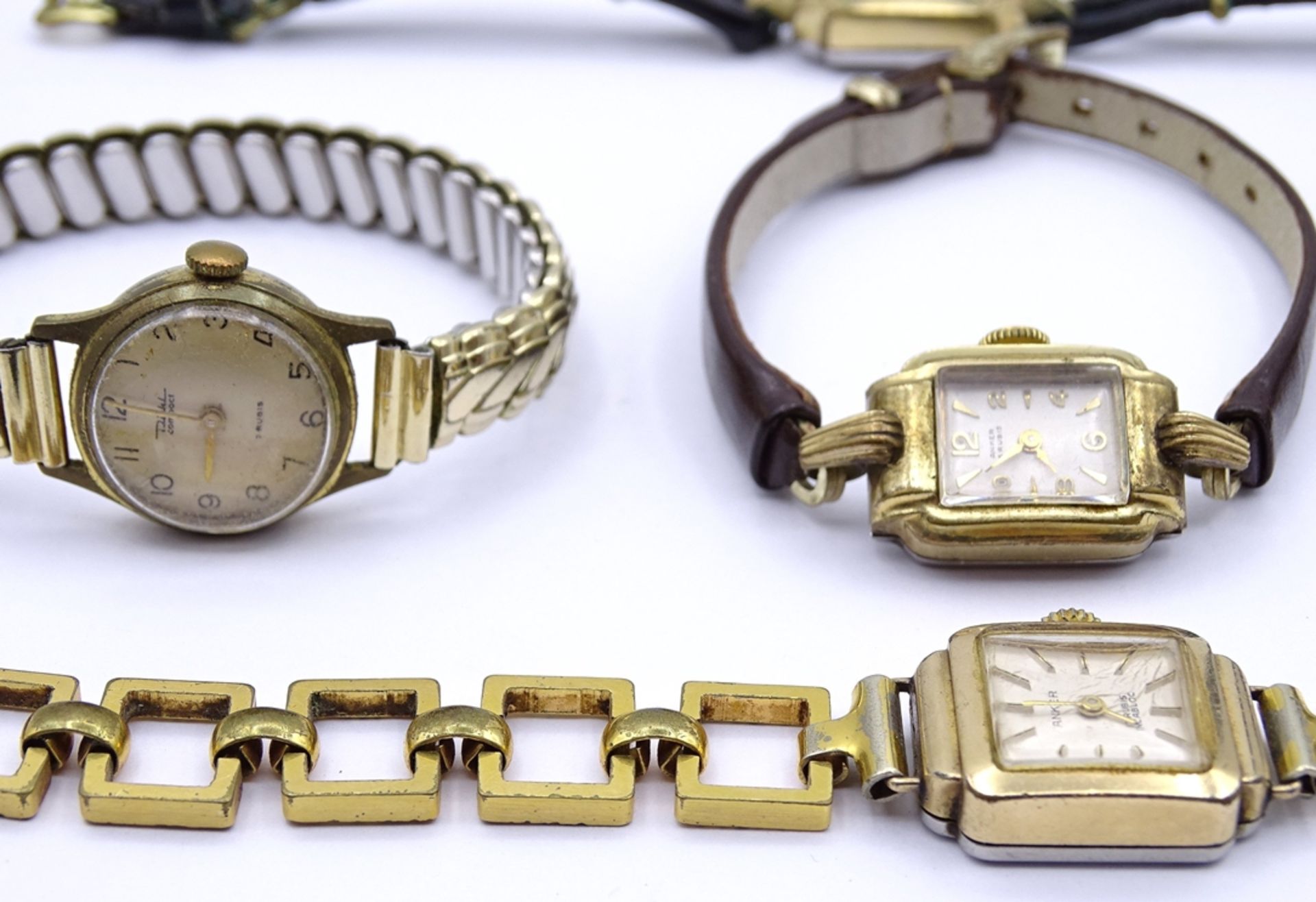 5x Damen Armbanduhren, mechanisch und Quartz, 2x Uhren laufen, Alters- und Gebrauchsspuren - Bild 3 aus 4