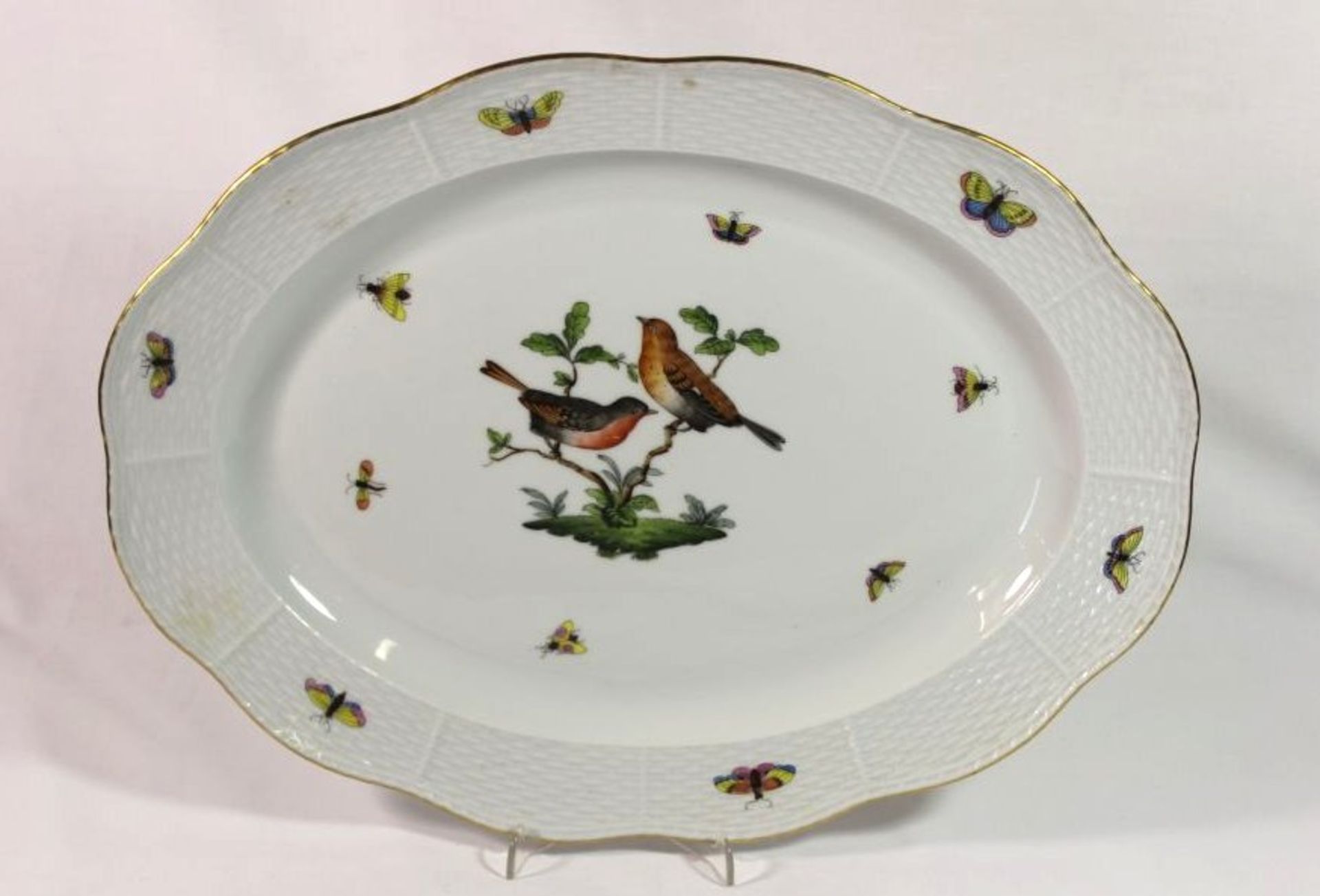 ovale Platte, Herend "Rothschild", bunte Bemalung mit Vögeln und Insekten, 27 x 37,5cm. Gebrauchssp