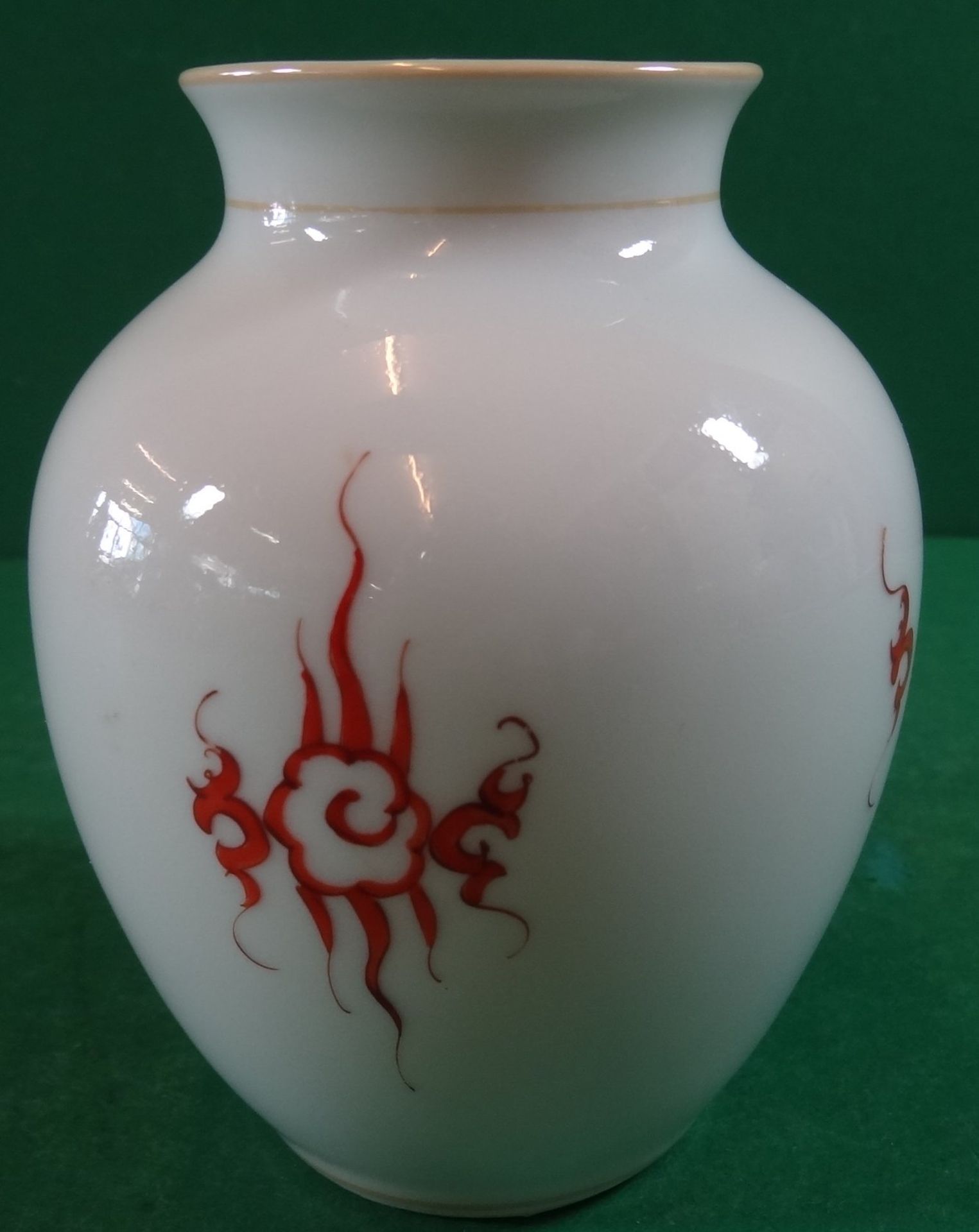 Vase "Ilmenau" Roter Drache, H-11,5 cm - Bild 3 aus 5