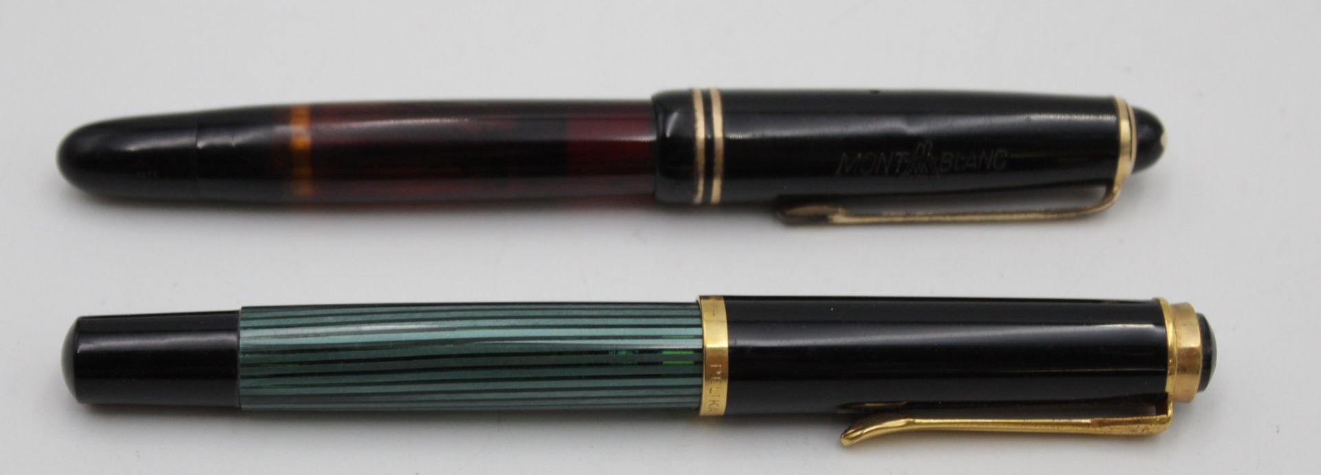 2x alte Füller, Montblanc u. Pelikan, je mit 585er GG Feder, Gebrauchsspuren